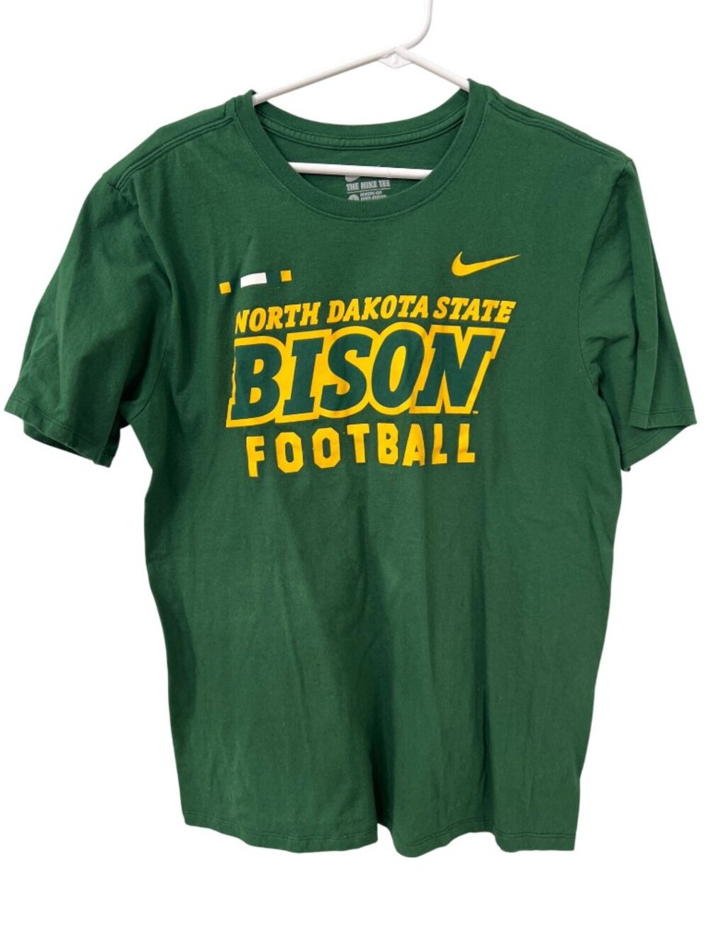 Nike T-Shirt Large North Dakota State Bison Football Athletic Cut Sporty Active